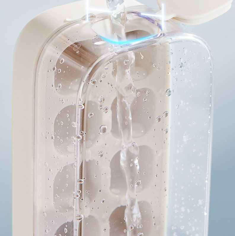 Easy Ice Cube Maker